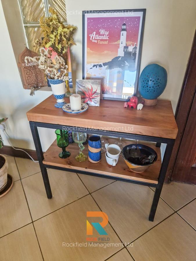 Furnished 2 Bed Apartment with En Suite in Brookside - 14