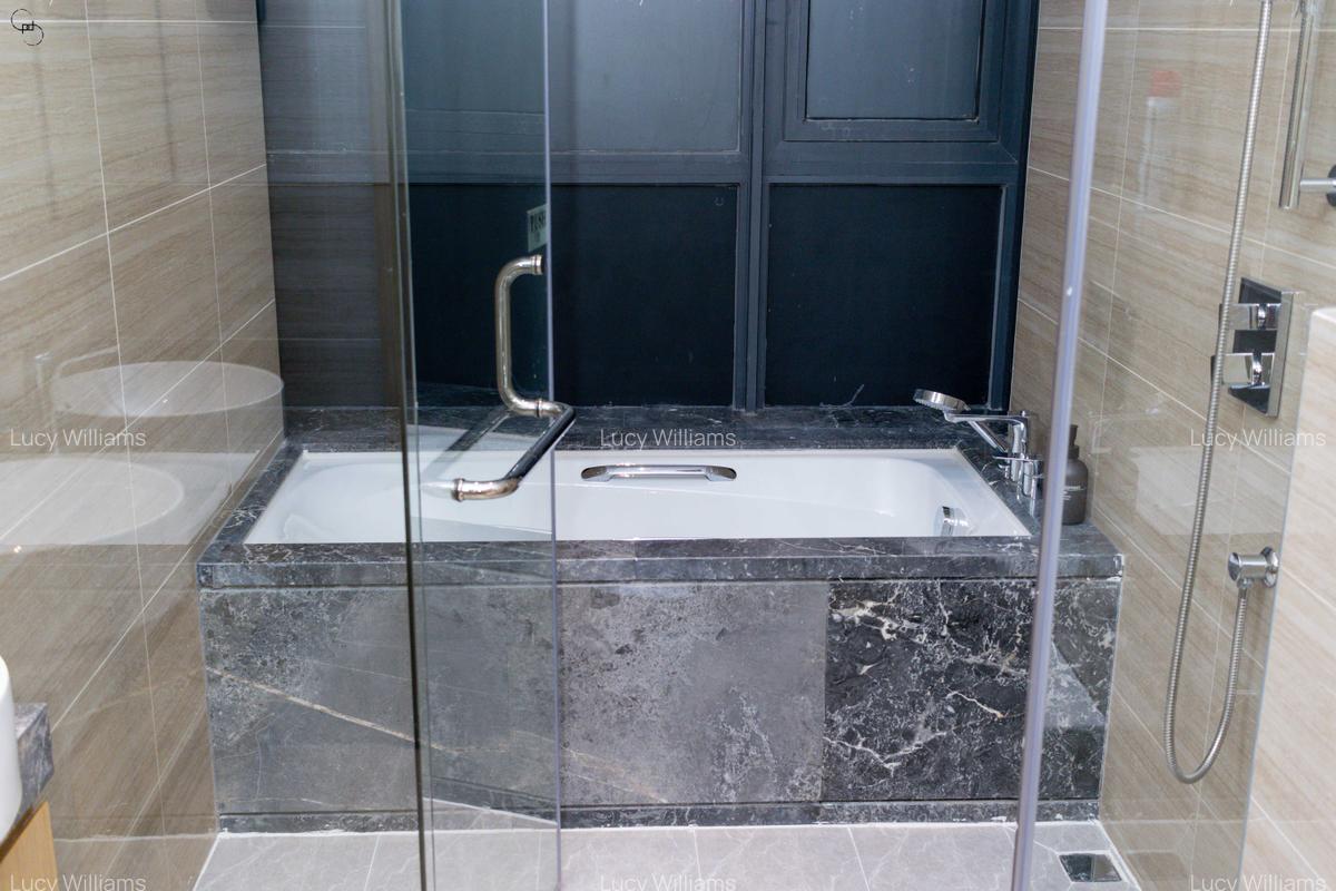 Serviced 2 Bed Apartment with En Suite at Gtc Residence - 12