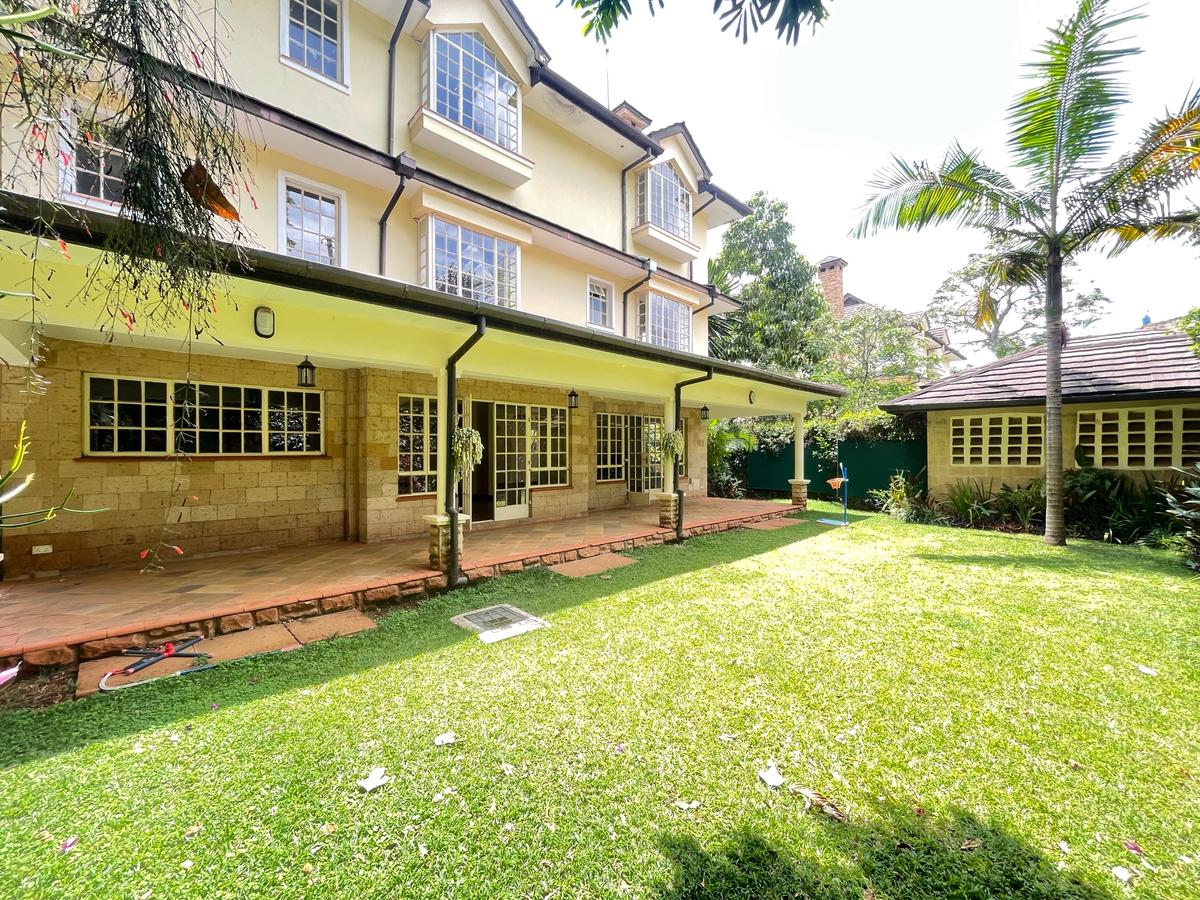 5 Bed Townhouse with Staff Quarters in Lavington - 2