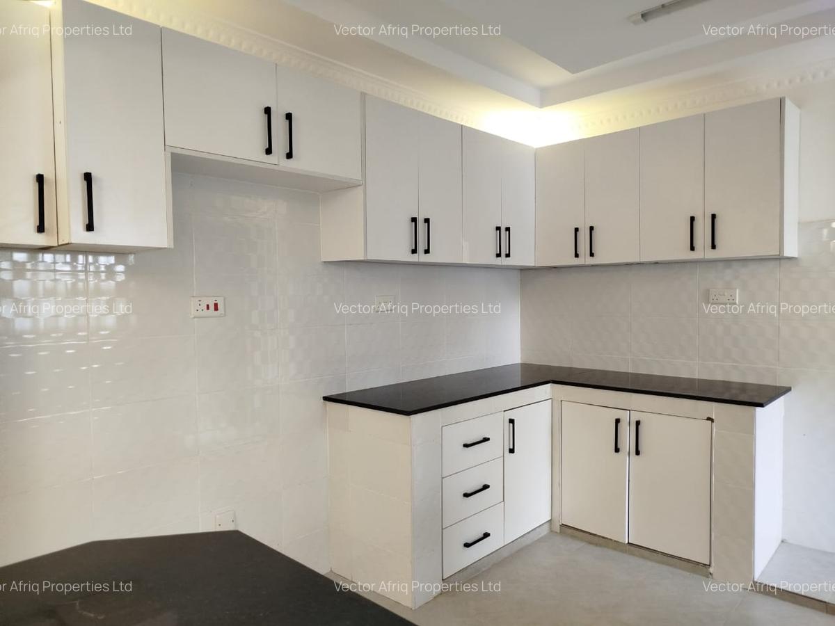 3 Bed House with En Suite at Acacia - 4