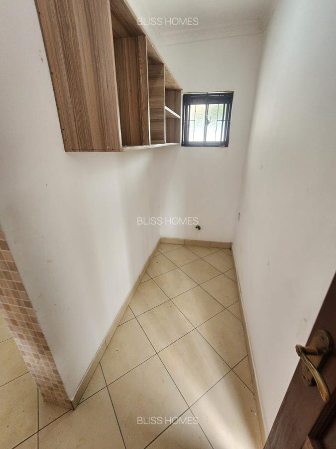 3 Bed House with En Suite at Majaoni - 8