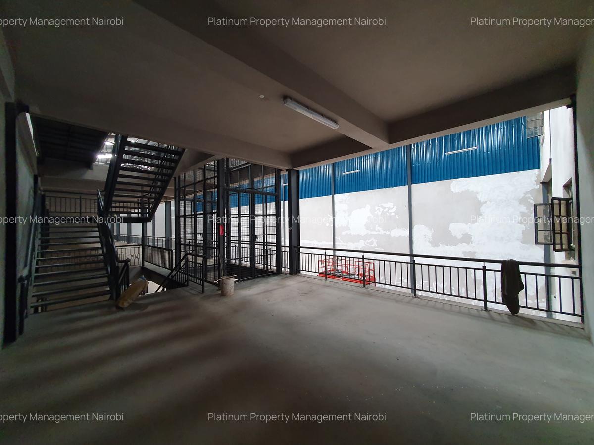 15,945 ft² Warehouse with Backup Generator at Airport North Road - 12