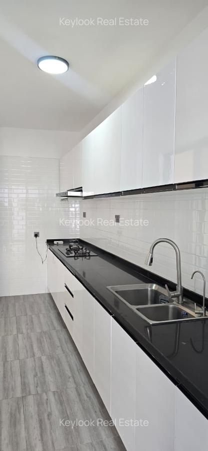 2 Bed Apartment with En Suite at Wood Avenue - 1