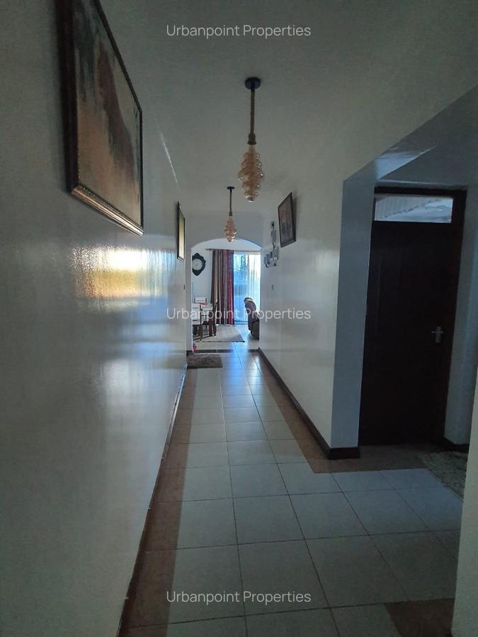 Furnished 2 Bed Apartment with En Suite in Nyali Area - 6
