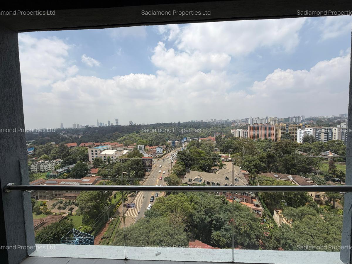 1 Bed Apartment with Swimming Pool at Riverside Drive - 6