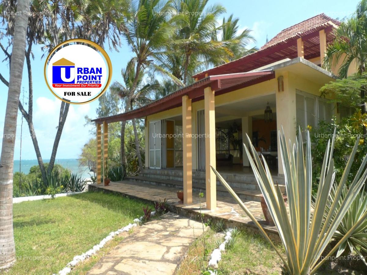 4 Bed House with En Suite in Malindi - 14