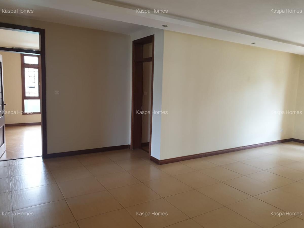 Serviced 4 Bed Apartment with En Suite in Riverside - 9