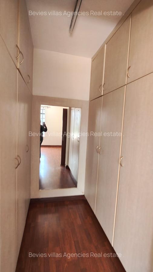 3 Bed Apartment with En Suite at Brook Side - 15