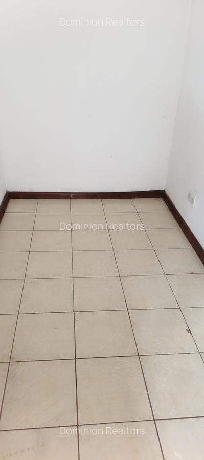 4 Bed Townhouse with En Suite in Spring Valley - 11