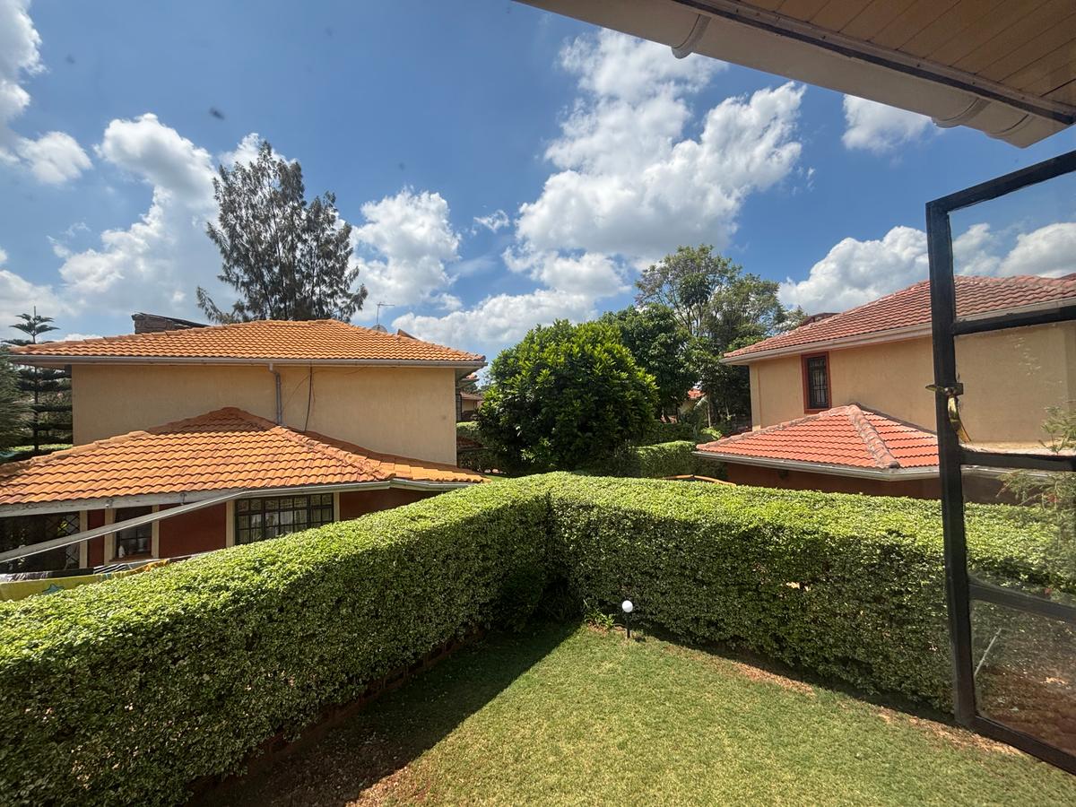 4 Bed Villa with En Suite in Kiambu Road - 18