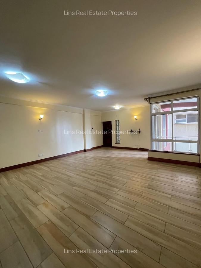 Serviced 4 Bed Apartment with En Suite in Parklands - 1