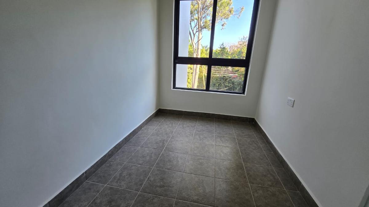 2 Bed Apartment with En Suite in Lavington - 3