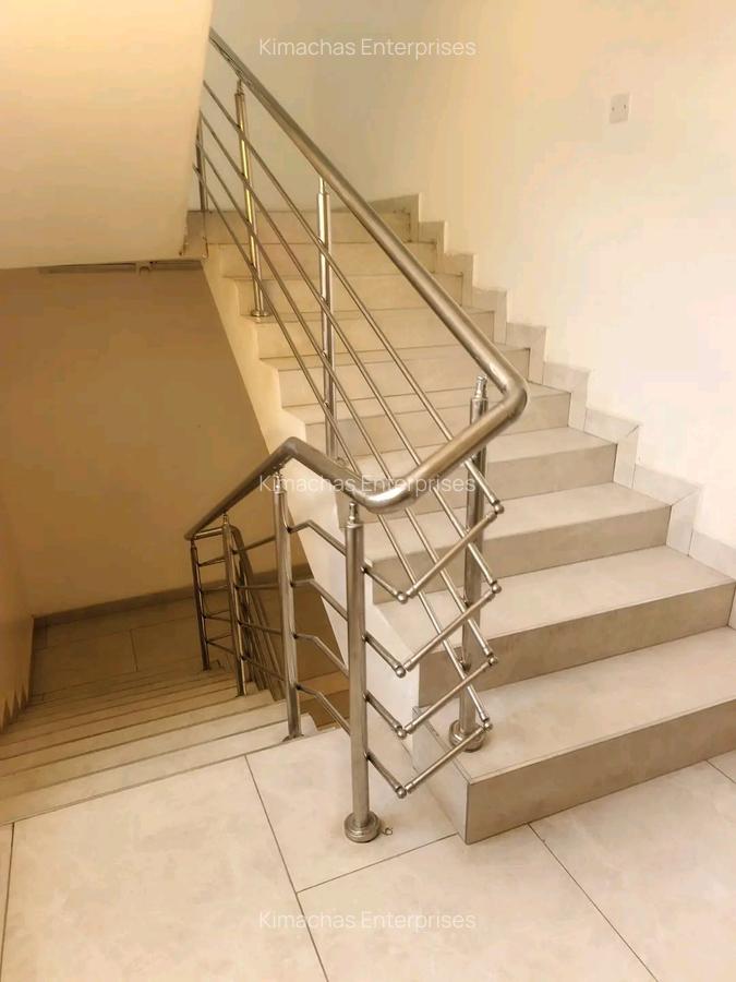 3 Bed Apartment with En Suite at Off Links Road - 7