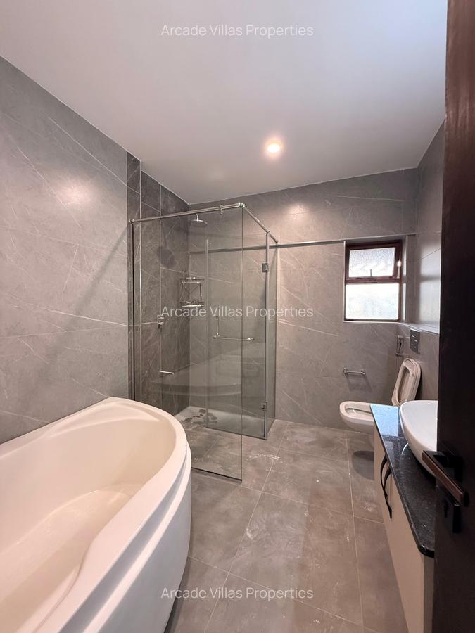 3 Bed Apartment with En Suite in Kileleshwa - 8
