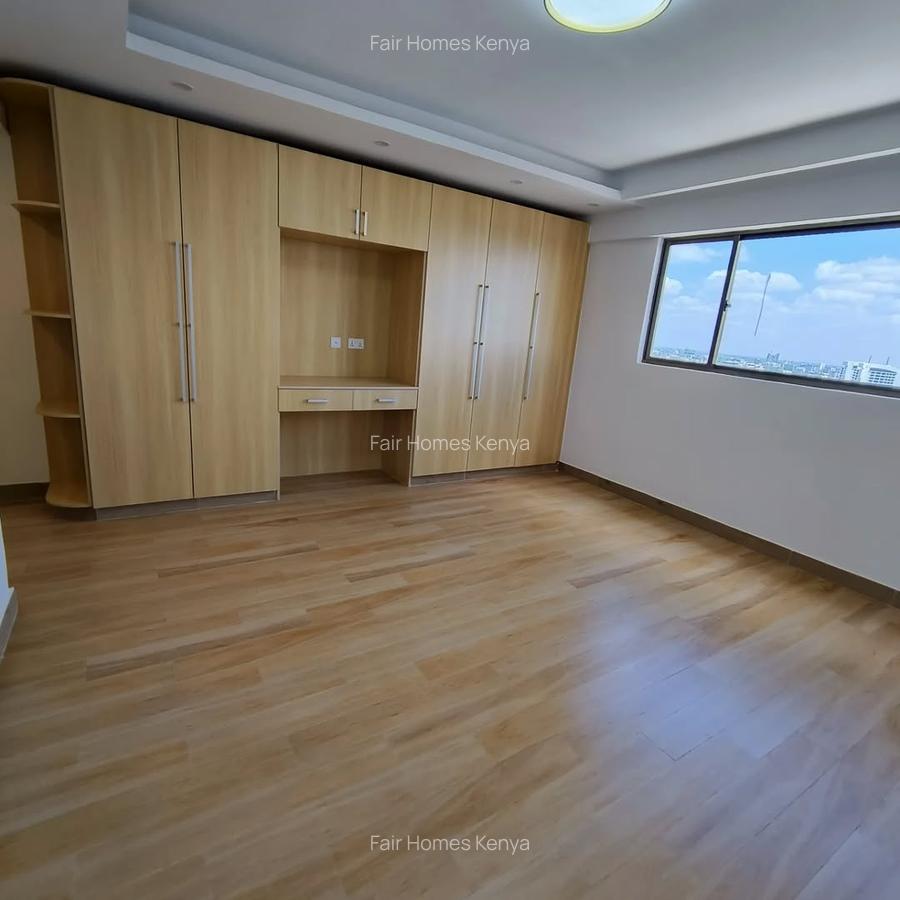 4 Bed Apartment with En Suite at Othaya Road - 8