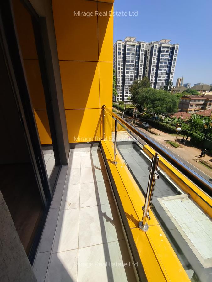 Studio Apartment with Swimming Pool in Kilimani - 5