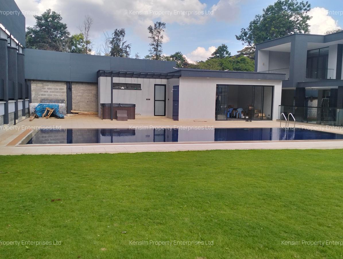 5 Bed Townhouse with En Suite in Nyari - 19