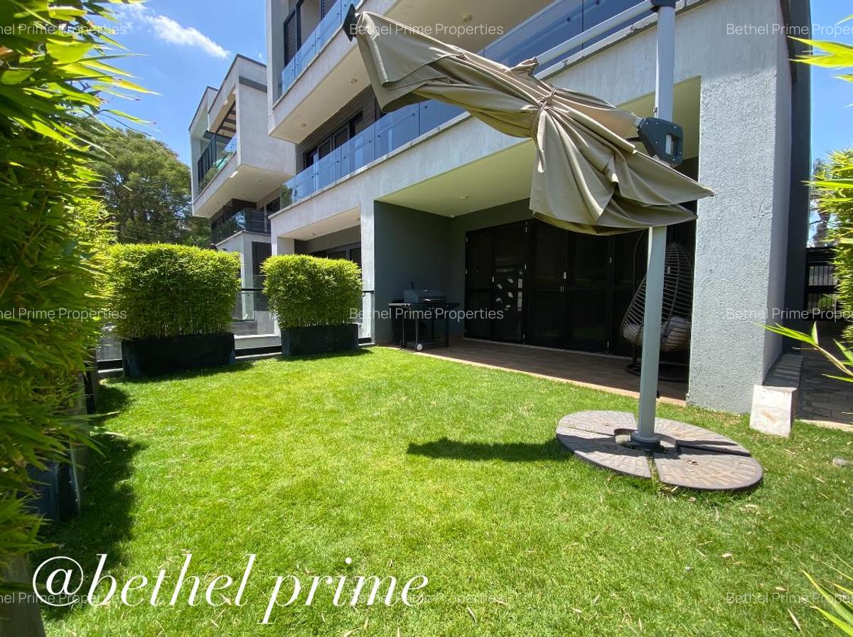 4 Bed Villa with En Suite in Lavington - 1