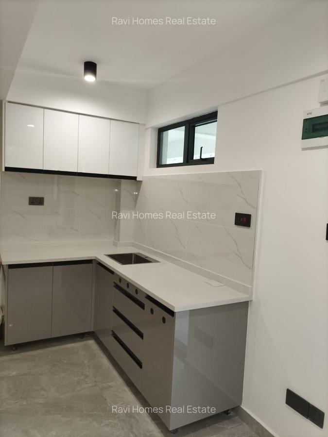 Studio Apartment with Swimming Pool in Lavington - 5