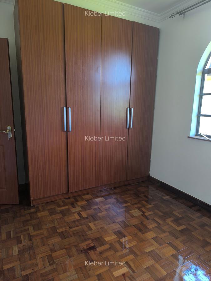 4 Bed House with En Suite in Loresho - 15