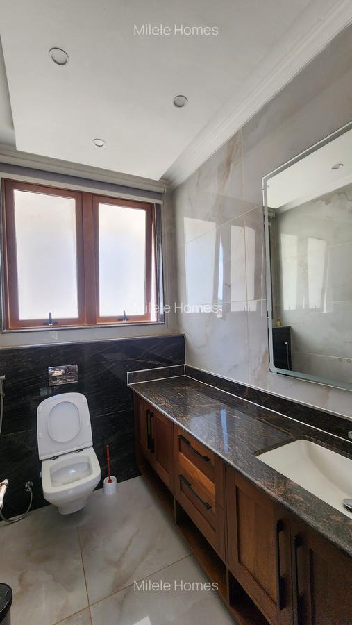 5 Bed Villa with En Suite in Lavington - 13