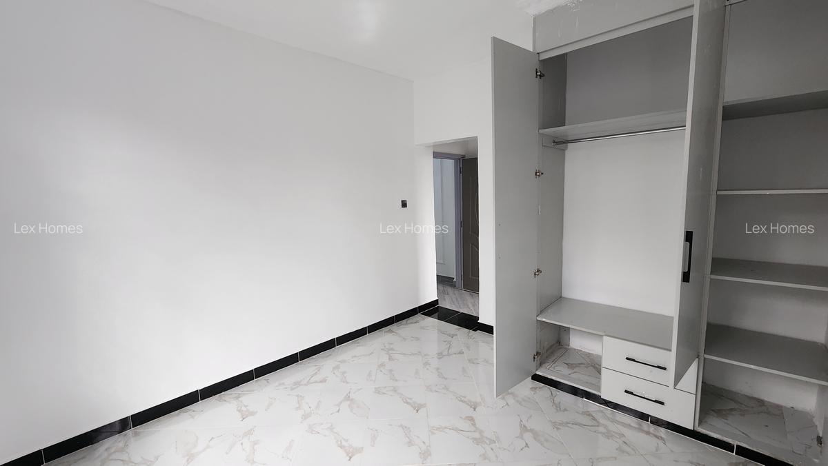 4 Bed House with En Suite at Rimpa Road - 13