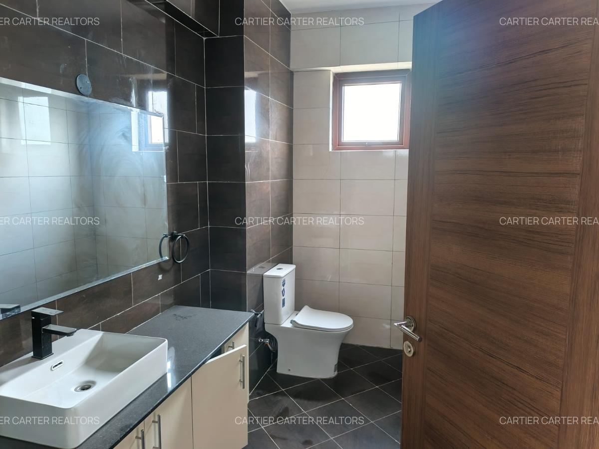 3 Bed Apartment with En Suite in Westlands Area - 9