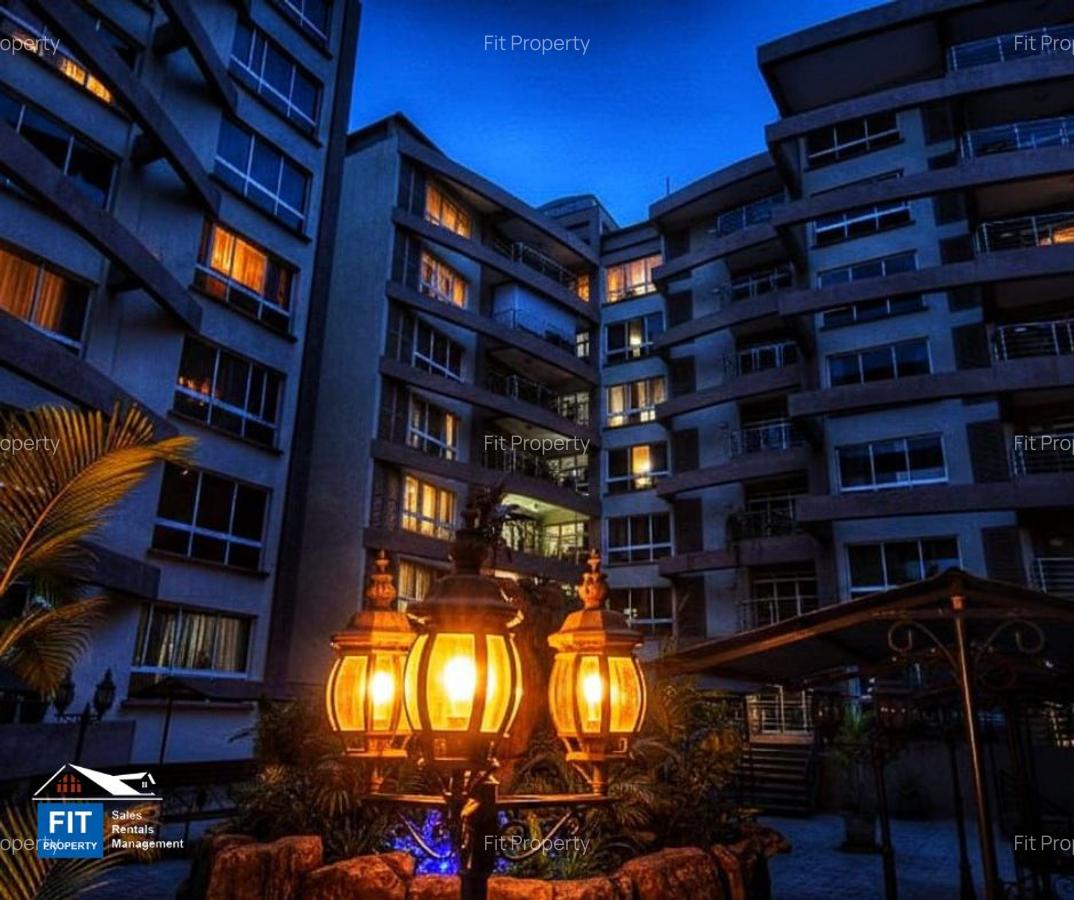 4 Bed Apartment with En Suite in General Mathenge - 1