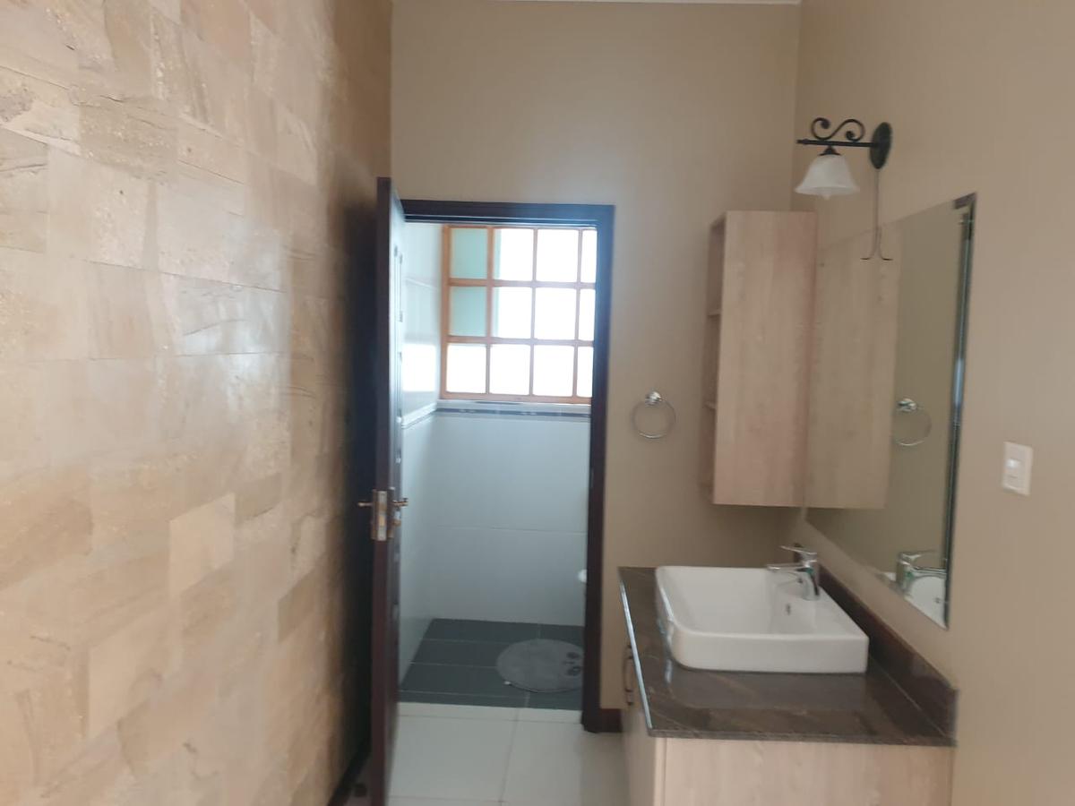 2 Bed House with En Suite in Runda - 6