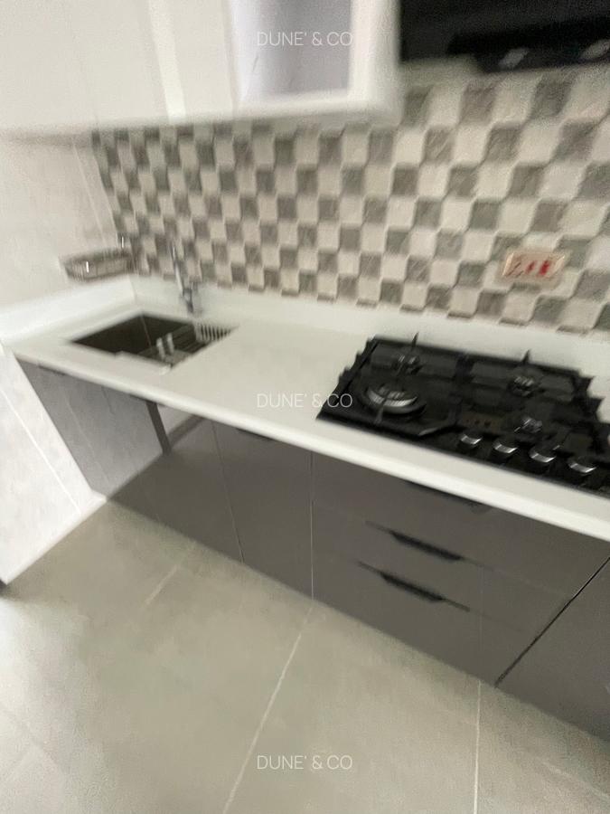 2 Bed Apartment with En Suite in Riverside - 9