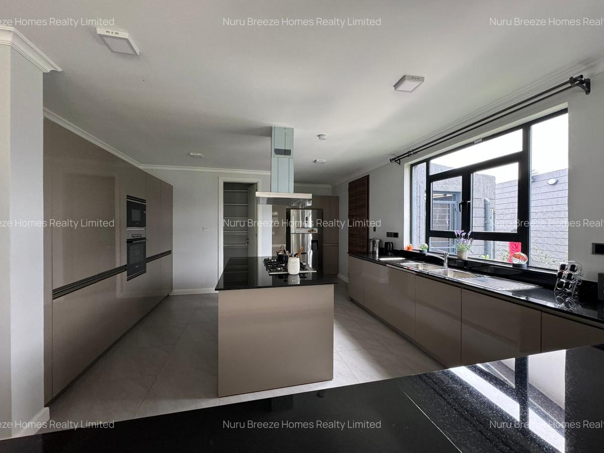 4 Bed Townhouse with En Suite in Runda - 8