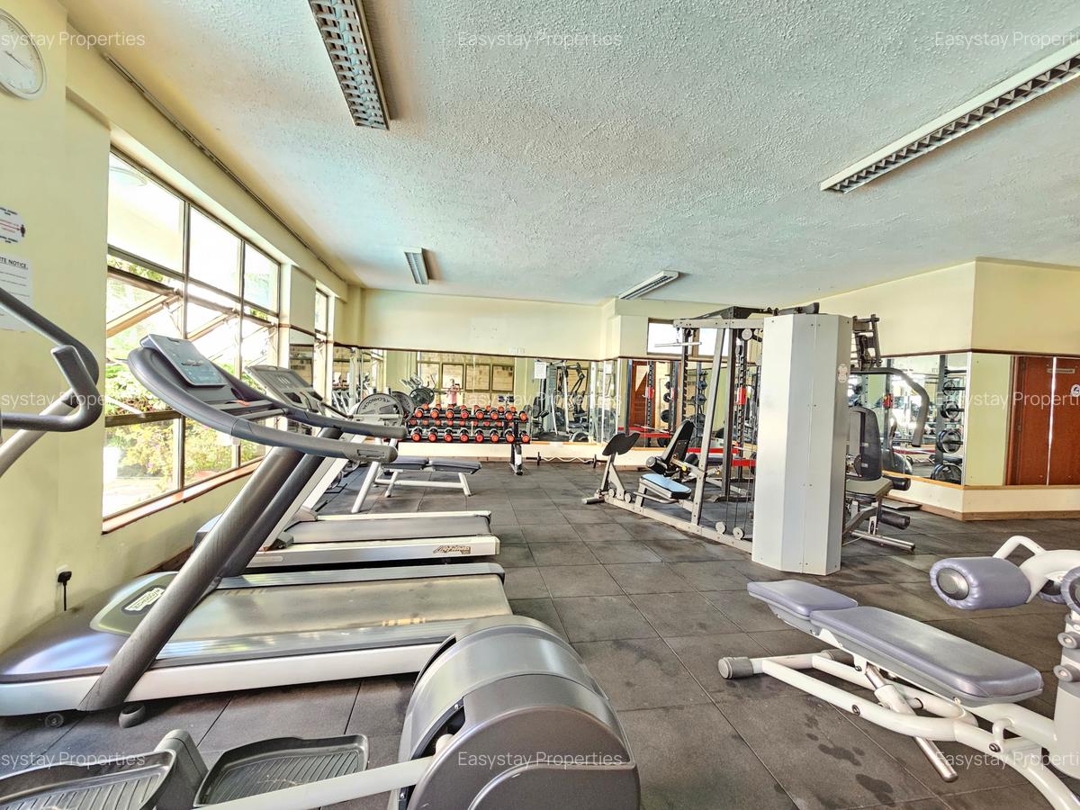 Serviced 1 Bed Apartment with En Suite in Lavington - 6
