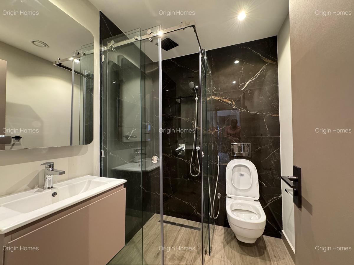 Furnished 2 Bed Apartment with En Suite at Rosslyn - 18