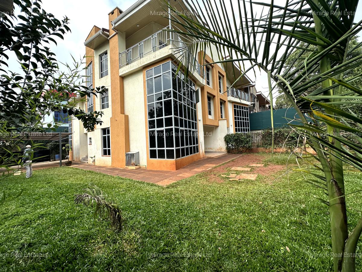 Commercial Property with Service Charge Included in Lavington - 8