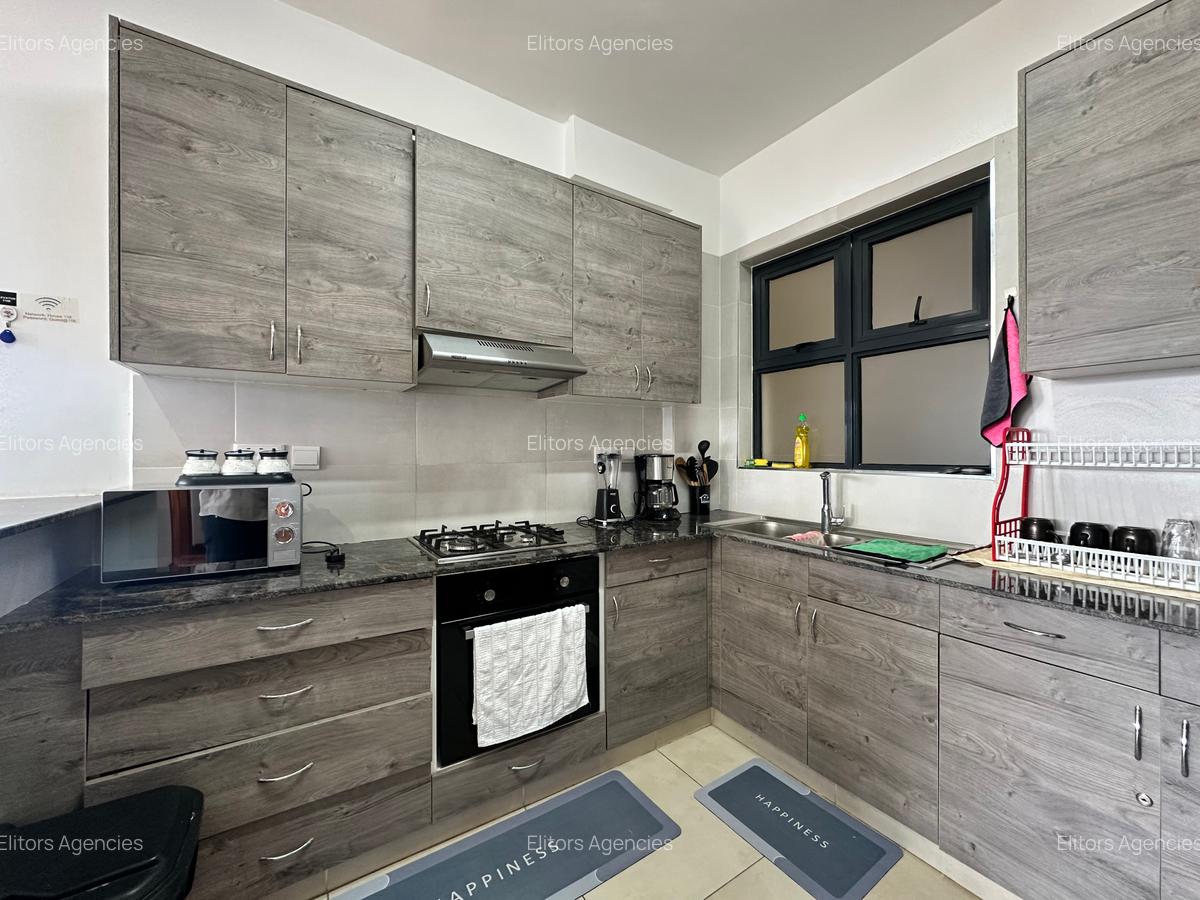 Serviced 2 Bed Apartment with En Suite at Lantana Road - 20
