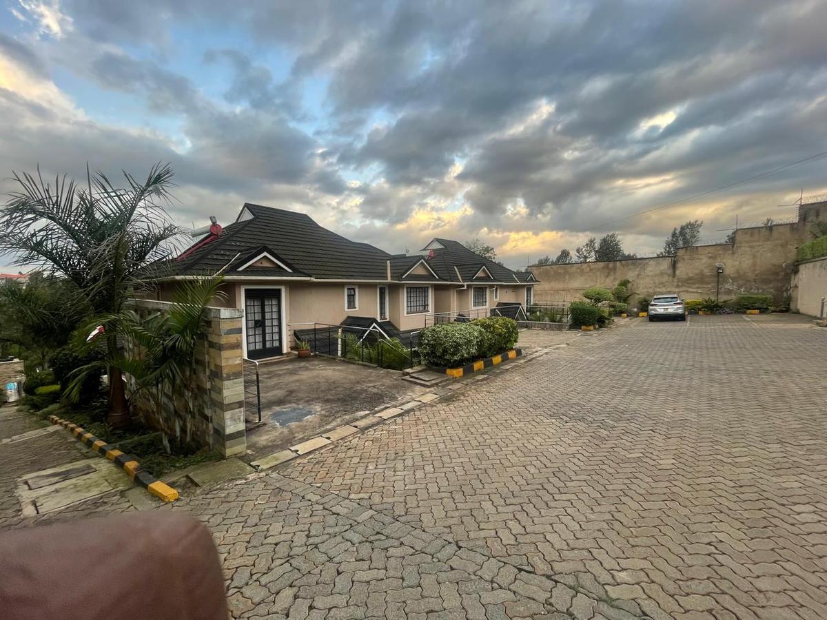 6 Bed Townhouse with En Suite at Kirawa Road - 12