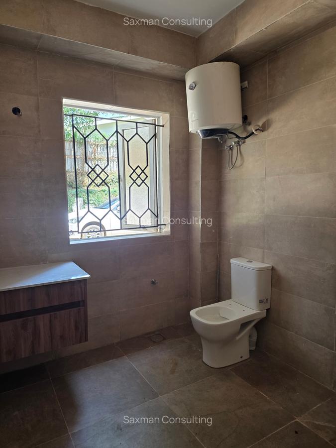 4 Bed Villa with Garden in Muthaiga - 12
