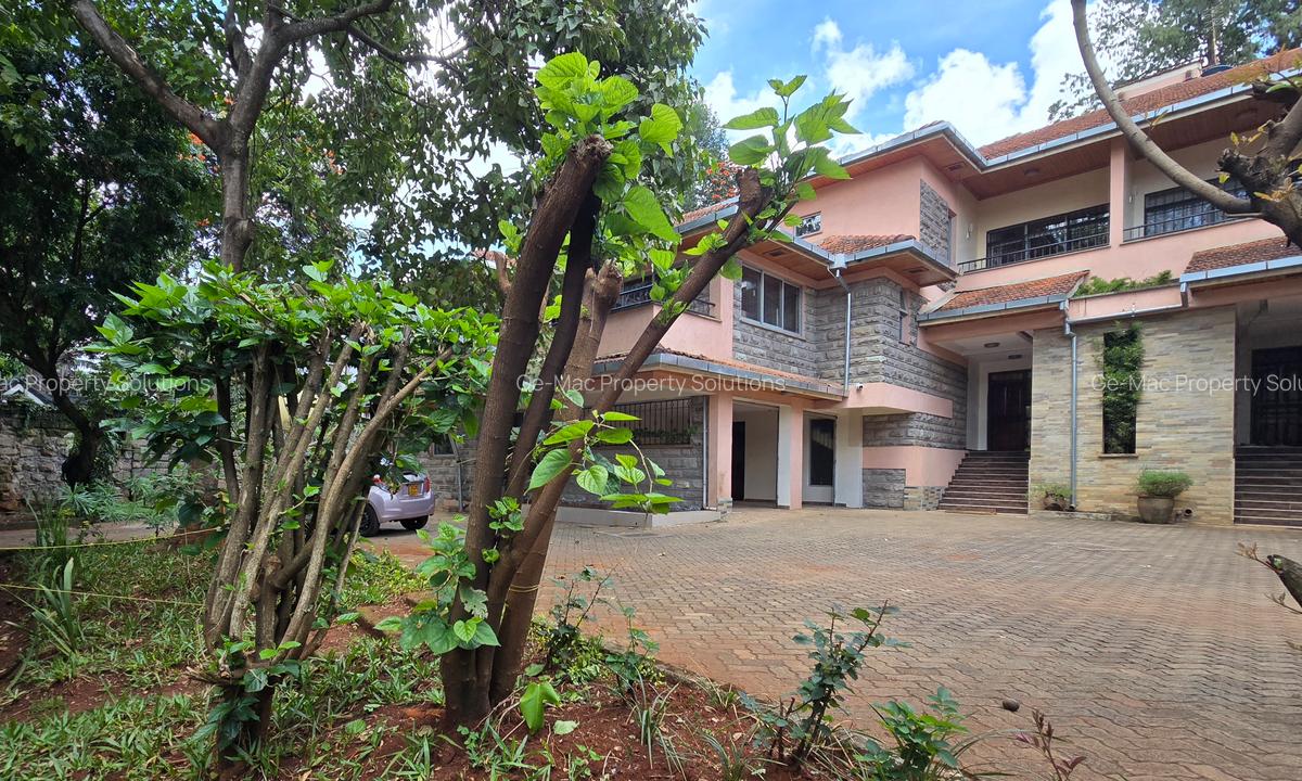 4 Bed House with En Suite in Runda - 1