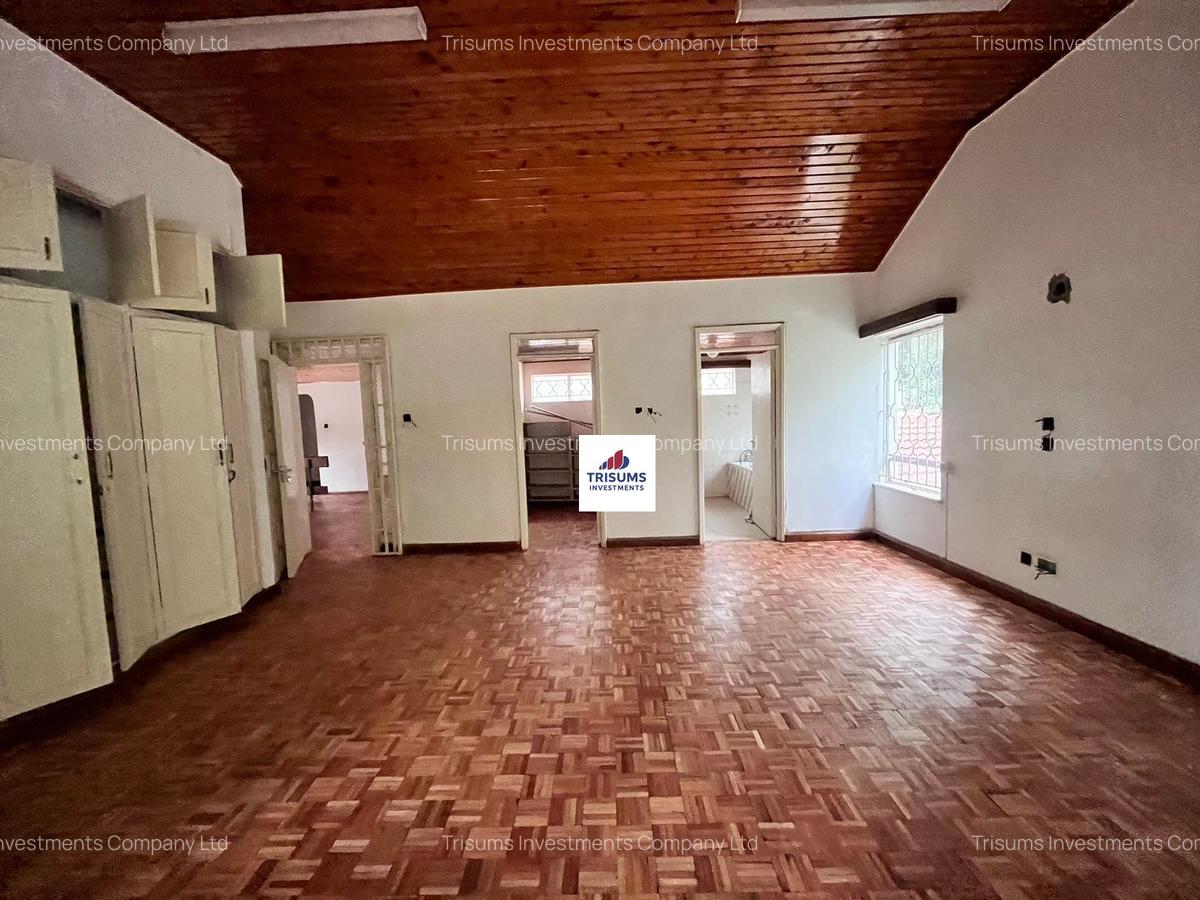 0.75 ac Commercial Property with Fibre Internet in Gigiri - 4