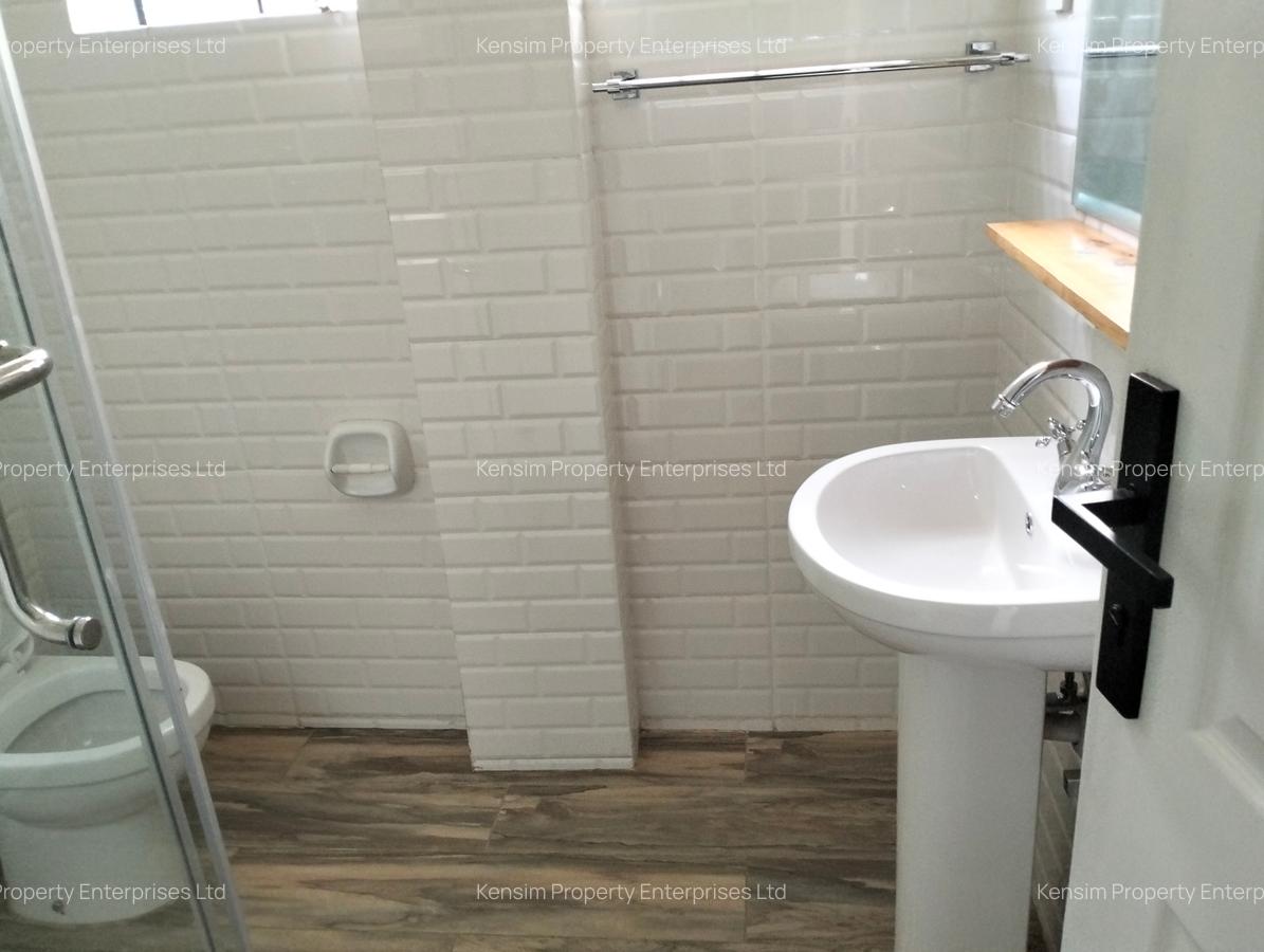 3 Bed Apartment with En Suite in Kilimani - 5