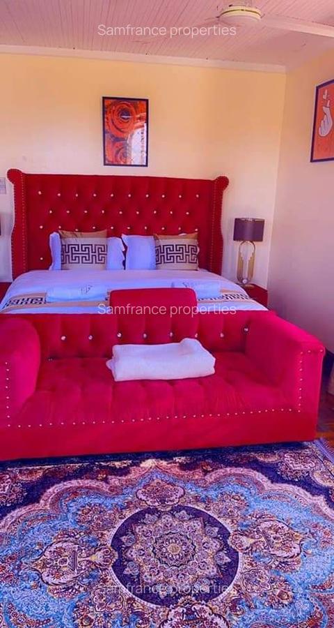 5 Bed Villa with En Suite at Baobab Road - 2