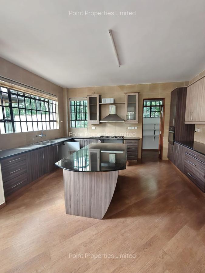 4 Bed Villa with En Suite in Karen - 10