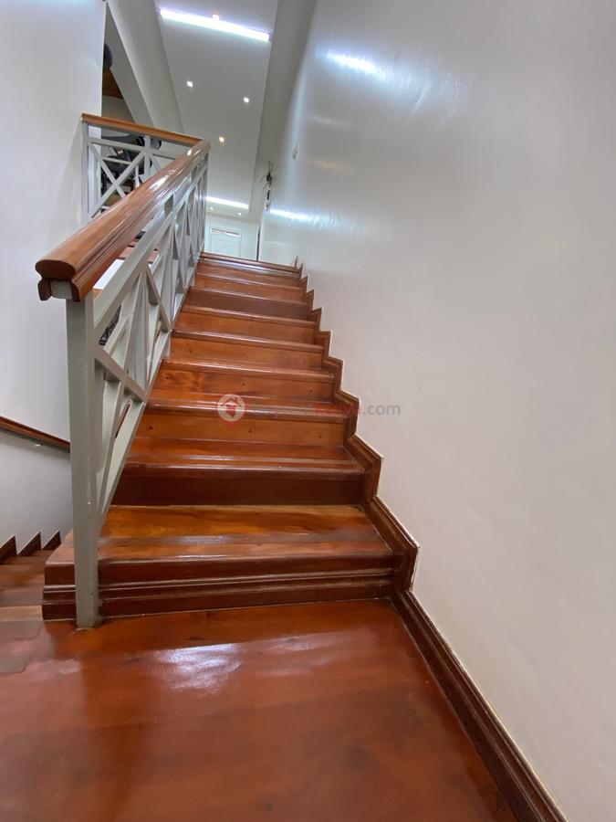 5 Bed Villa with En Suite at Kitisuru - 12