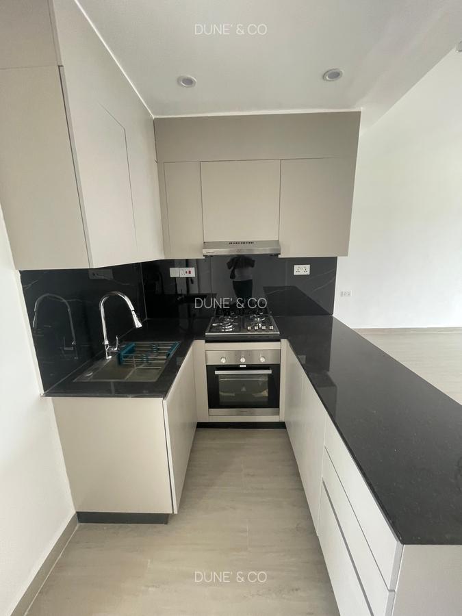 2 Bed Apartment with En Suite in Kilimani - 6