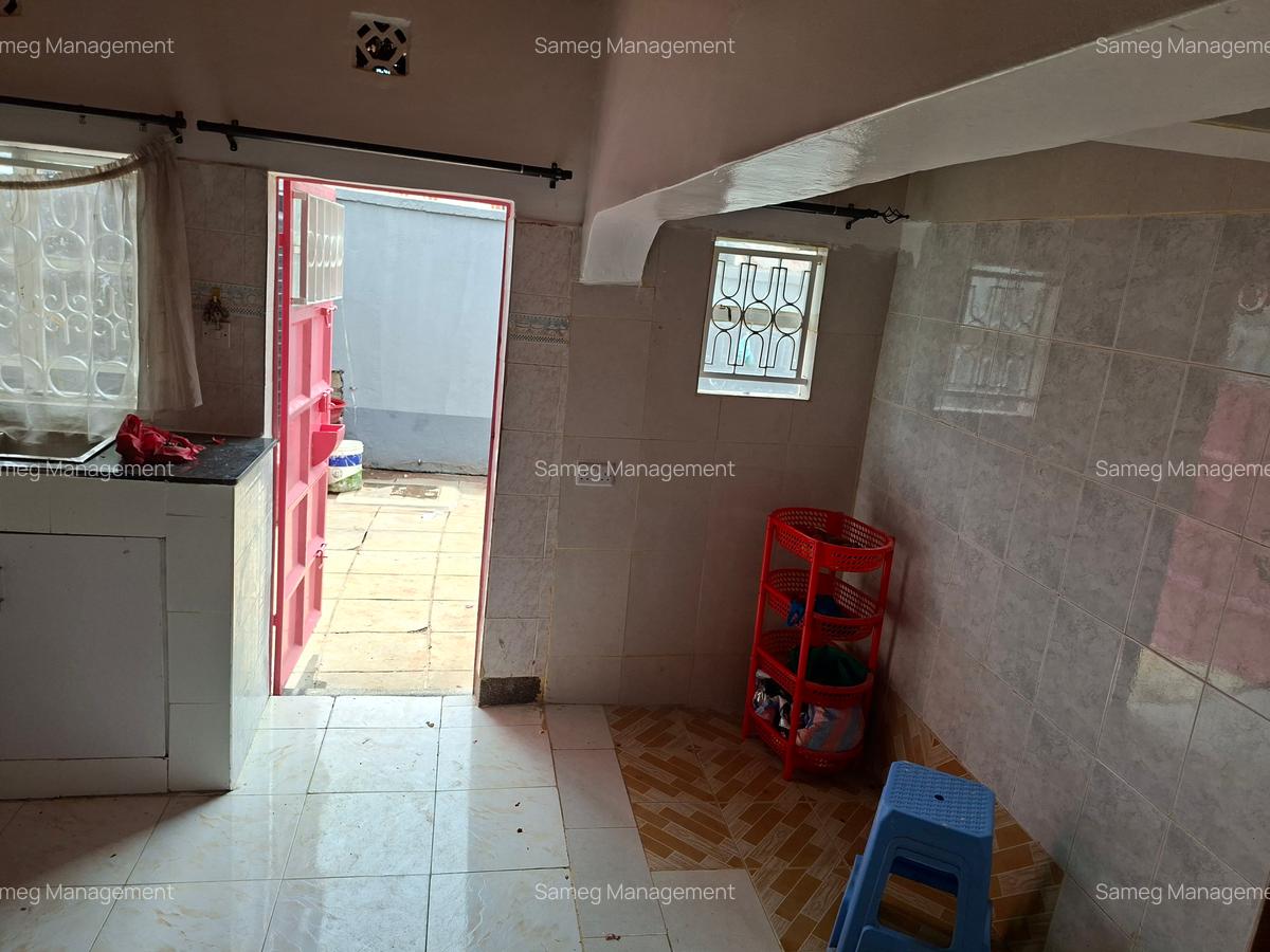 3 Bed House with En Suite at Exciting Road - 4