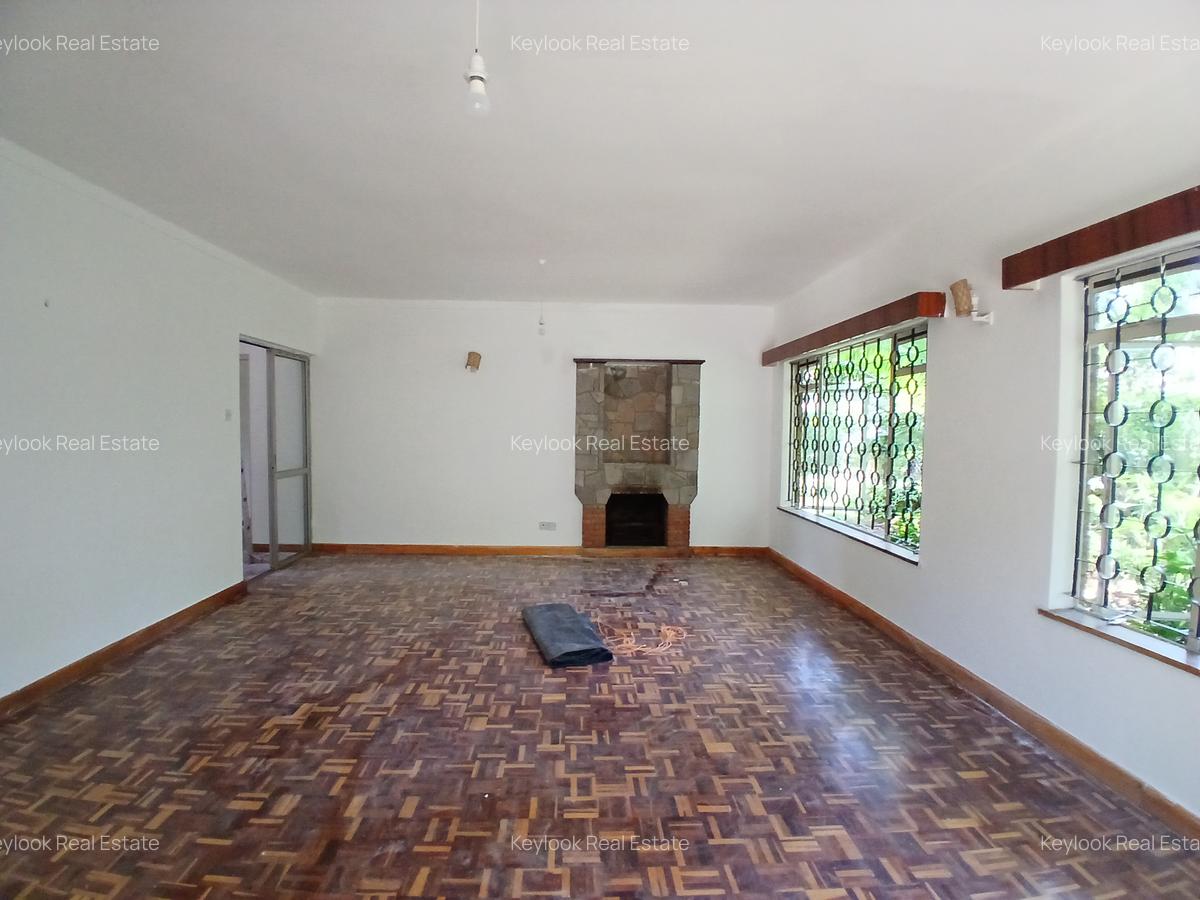 4 Bed Townhouse with En Suite at Lavington Green - 9