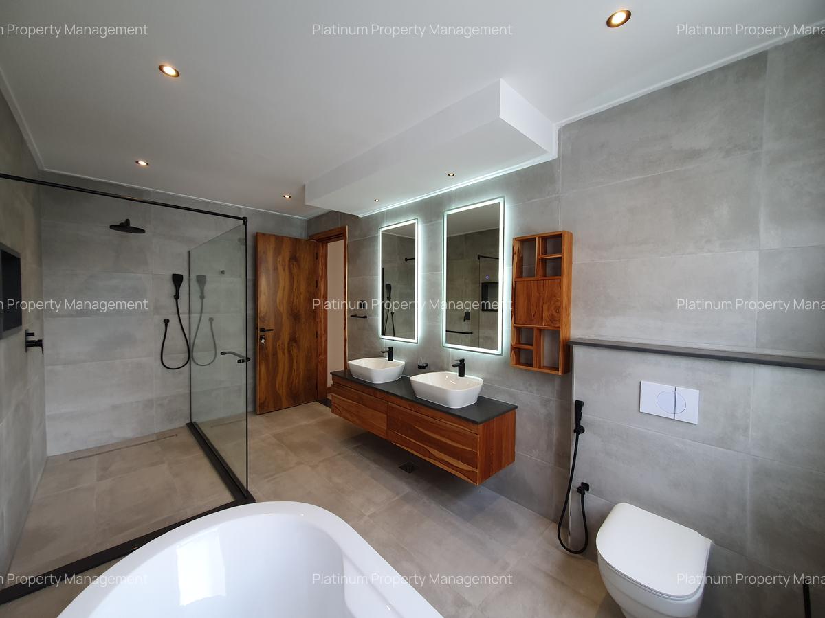 4 Bed Apartment with En Suite at Peponi Rd - 4