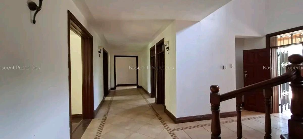 5 Bed House with En Suite in Runda - 7