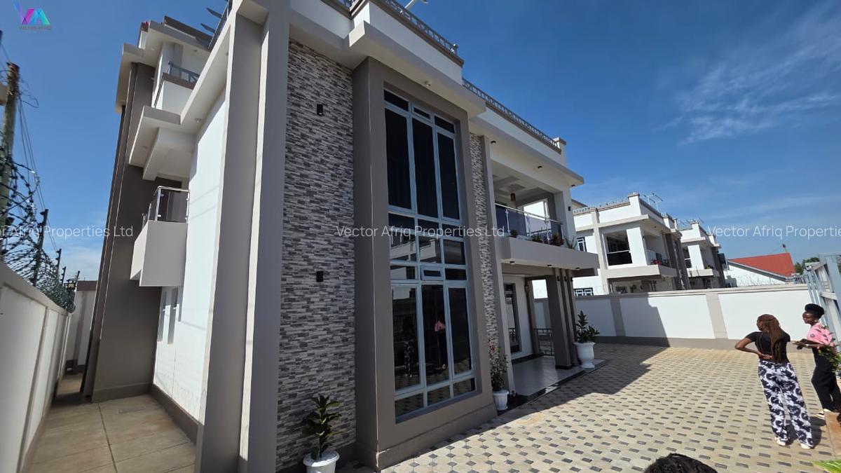 4 Bed Townhouse with En Suite in Ruiru - 1