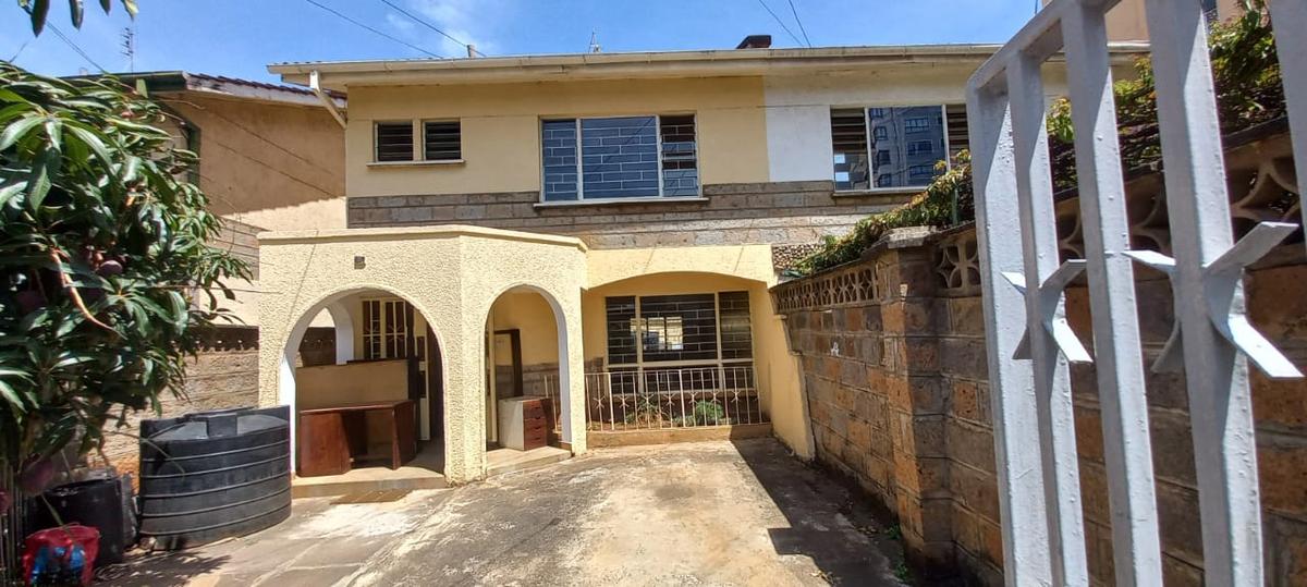 3 Bed Townhouse with En Suite at Lenana Road - 1